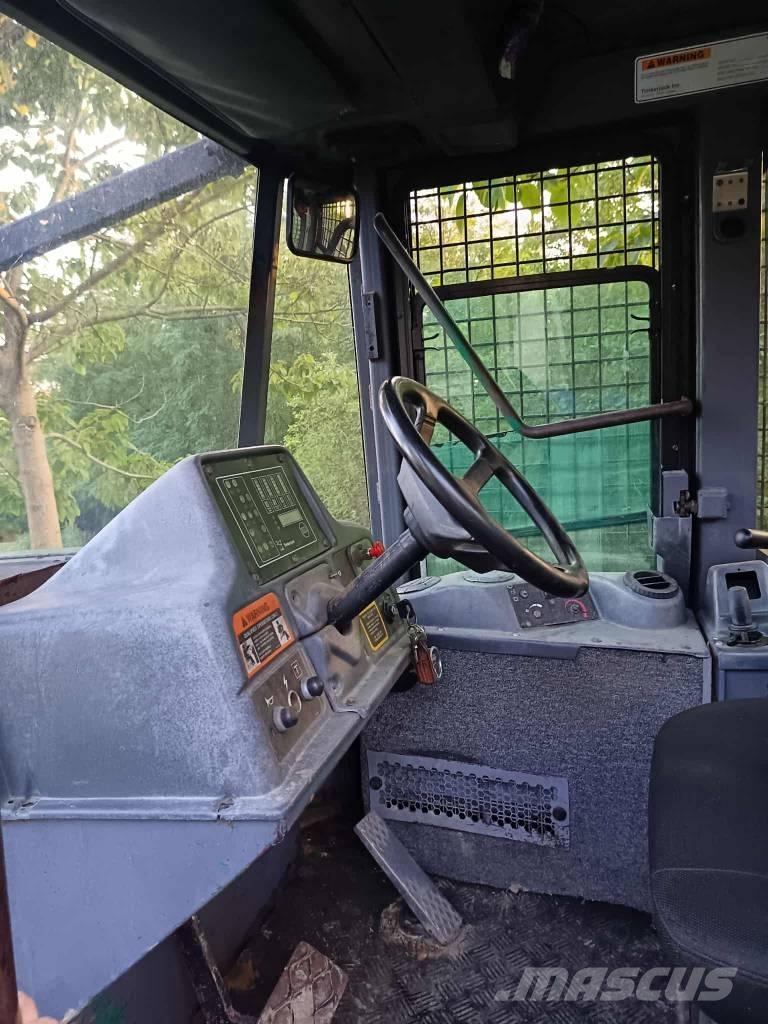Timberjack 360 Udslæbningstraktorer