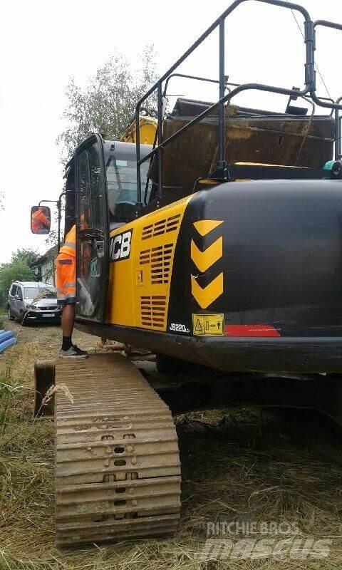 JCB JS220LC Gravemaskiner på larvebånd