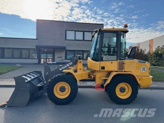 Volvo L 30 G Læssemaskiner på hjul