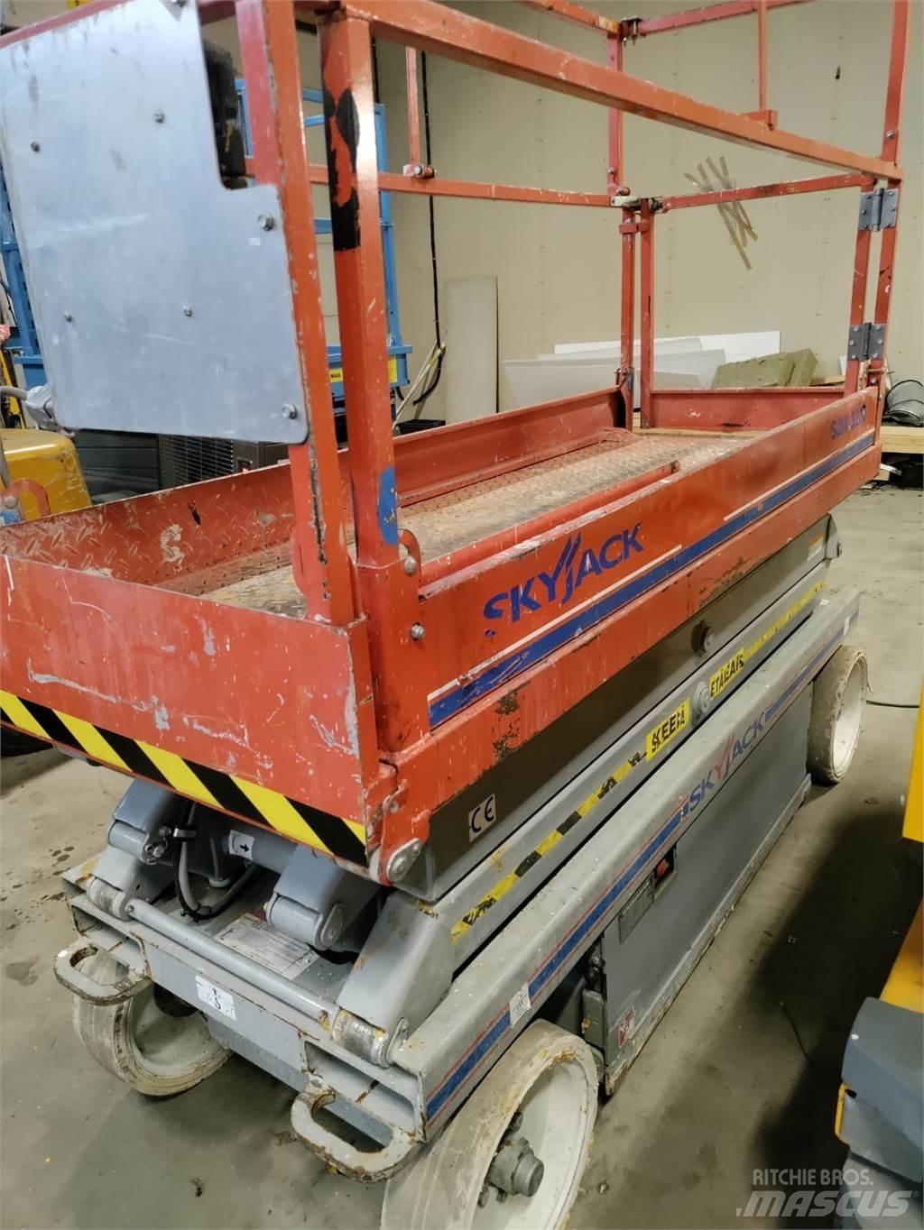 SkyJack SJ3220 Saxlifte