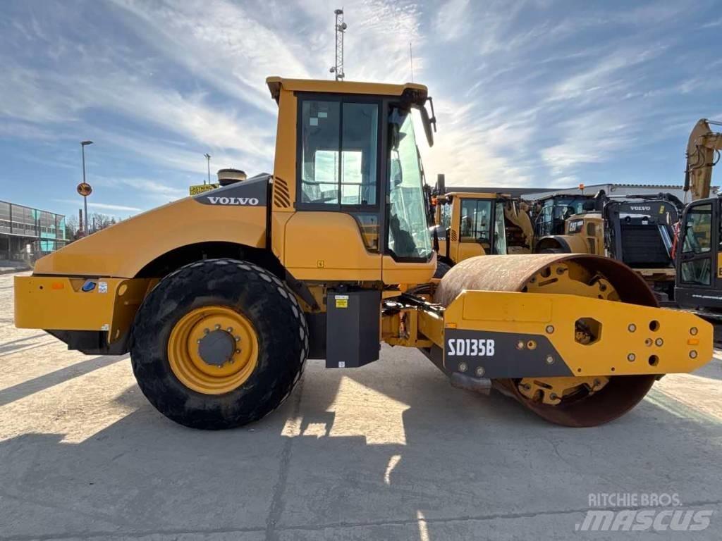Volvo SD 135 B Enkelt tromle