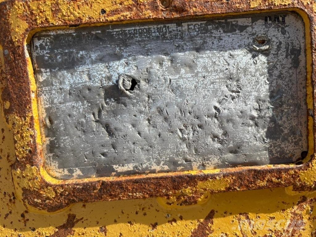 CAT 980 Bucket Skovle