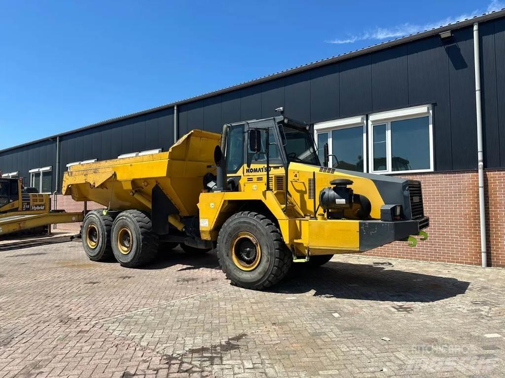 Komatsu HM300-2 Terrængående lastbiler