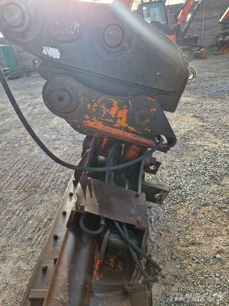 Hitachi ZX 160 LC-5 Gravemaskiner på larvebånd