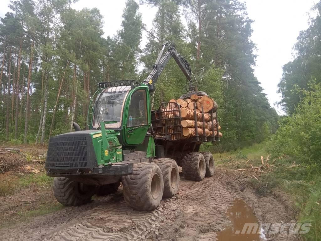 John Deere 1010 E Udkørselsmaskiner