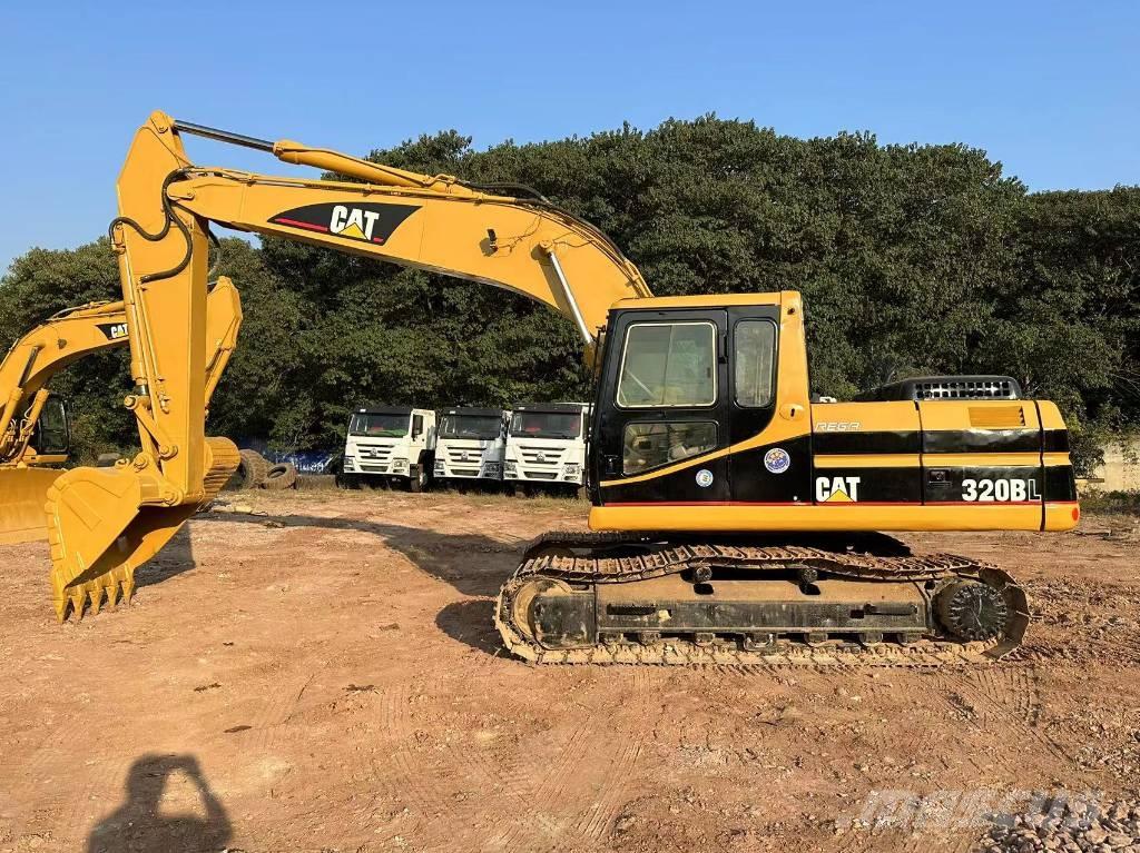 CAT 320 B Gravemaskiner på larvebånd