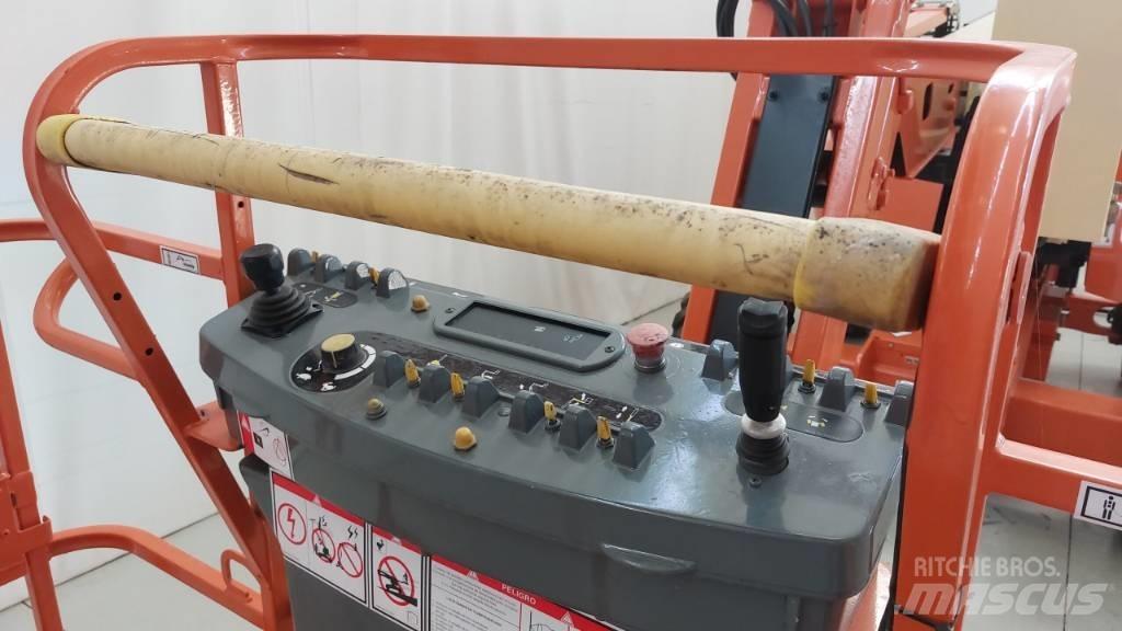 JLG 450 AJ Bomlifte med knækarm
