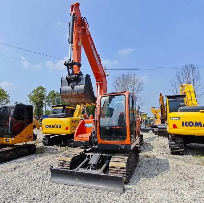 Doosan DX75-9C Midi-gravemaskiner 7t - 12t