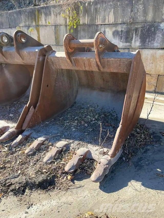 Komatsu PC 400 Gravemaskiner på larvebånd