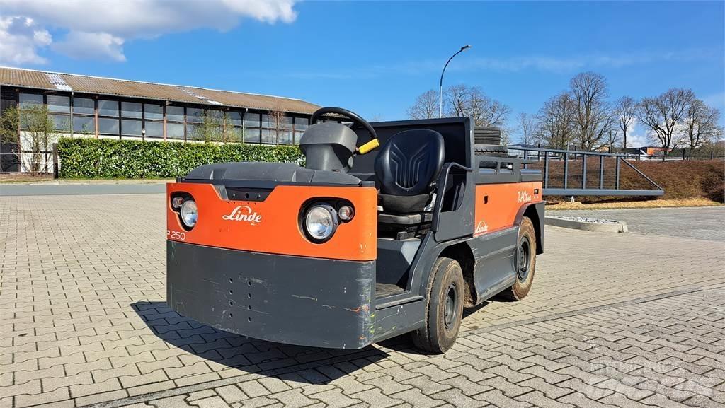 Linde P250 Bugsertruck