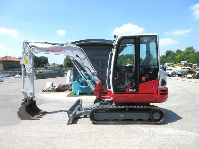 Takeuchi TB 240 Minigravemaskiner