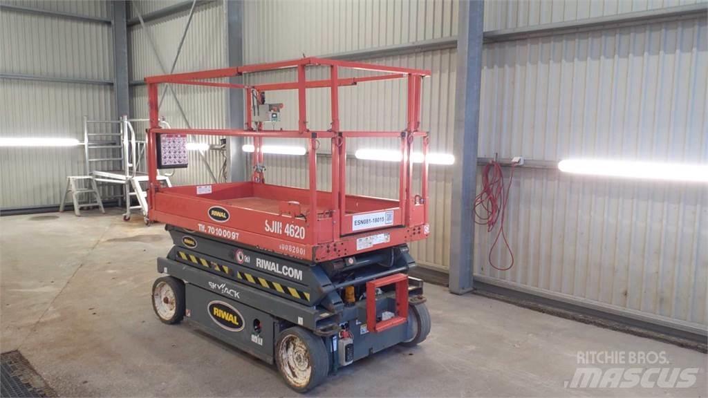 SkyJack SJIII4620 Saxlifte
