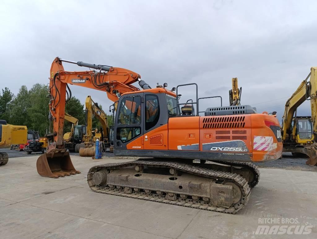 Doosan DX 255 LC-5 Gravemaskiner på larvebånd