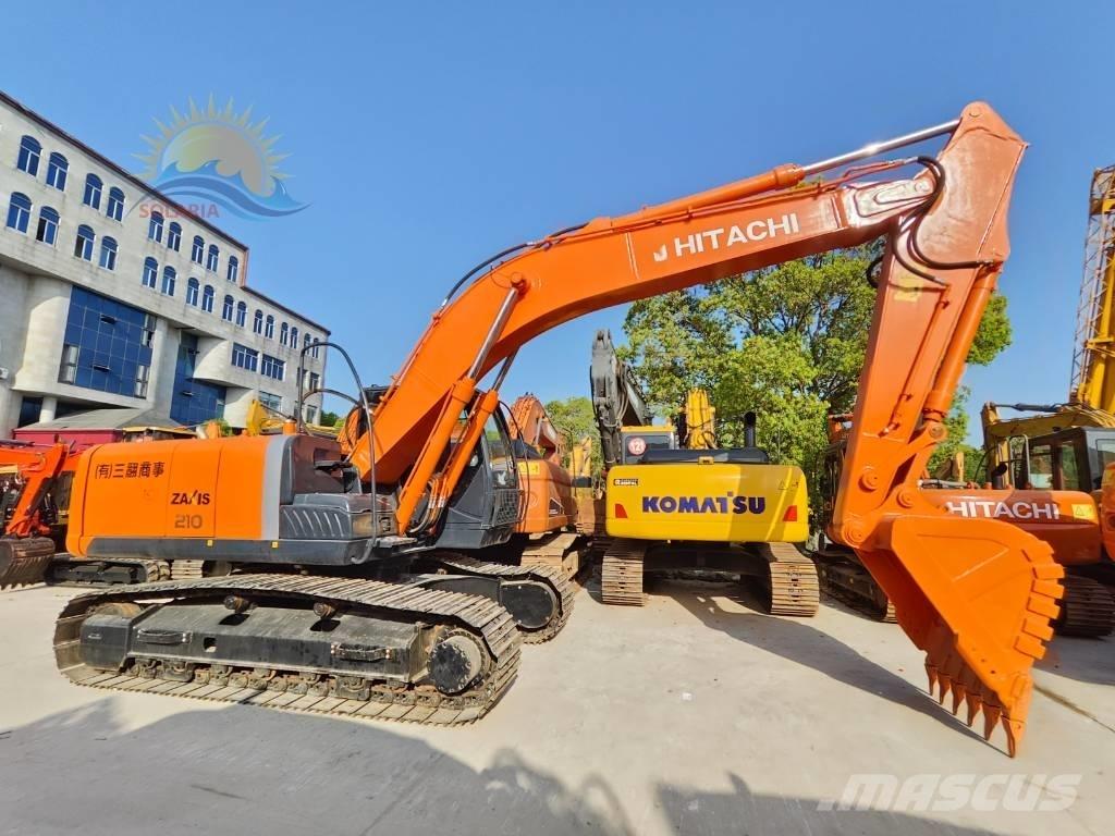 Hitachi ZX 210 Gravemaskiner på larvebånd