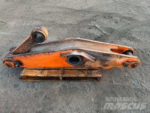 Daewoo Mega 400 V Skovle