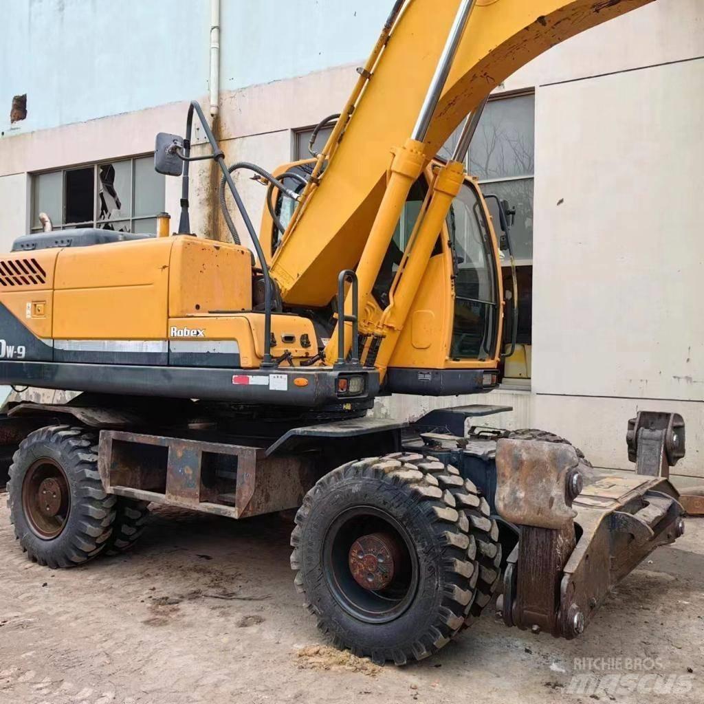 Hyundai 210-9 Gravemaskiner med frontskovl