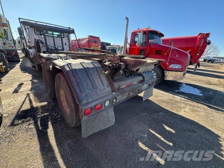 Freightliner M2 Demonterbare/wirehejs lastbiler