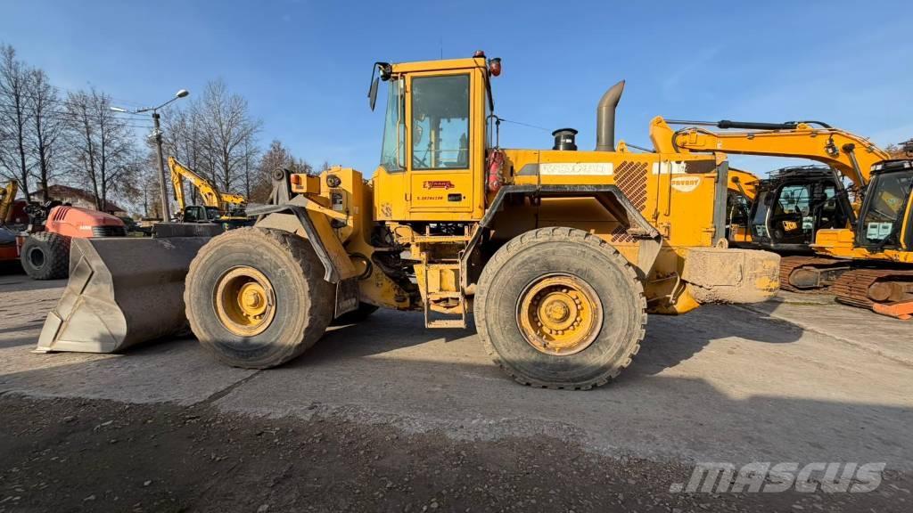 Volvo L 120 D Læssemaskiner på hjul