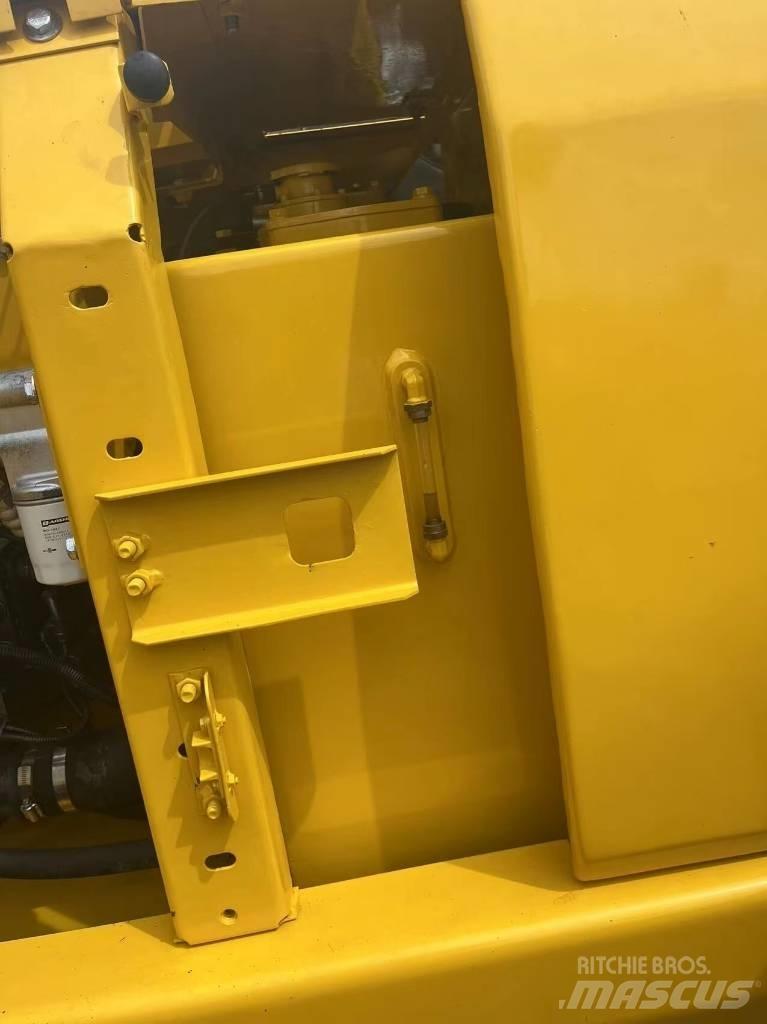 Komatsu PC 130 Midi-gravemaskiner 7t - 12t