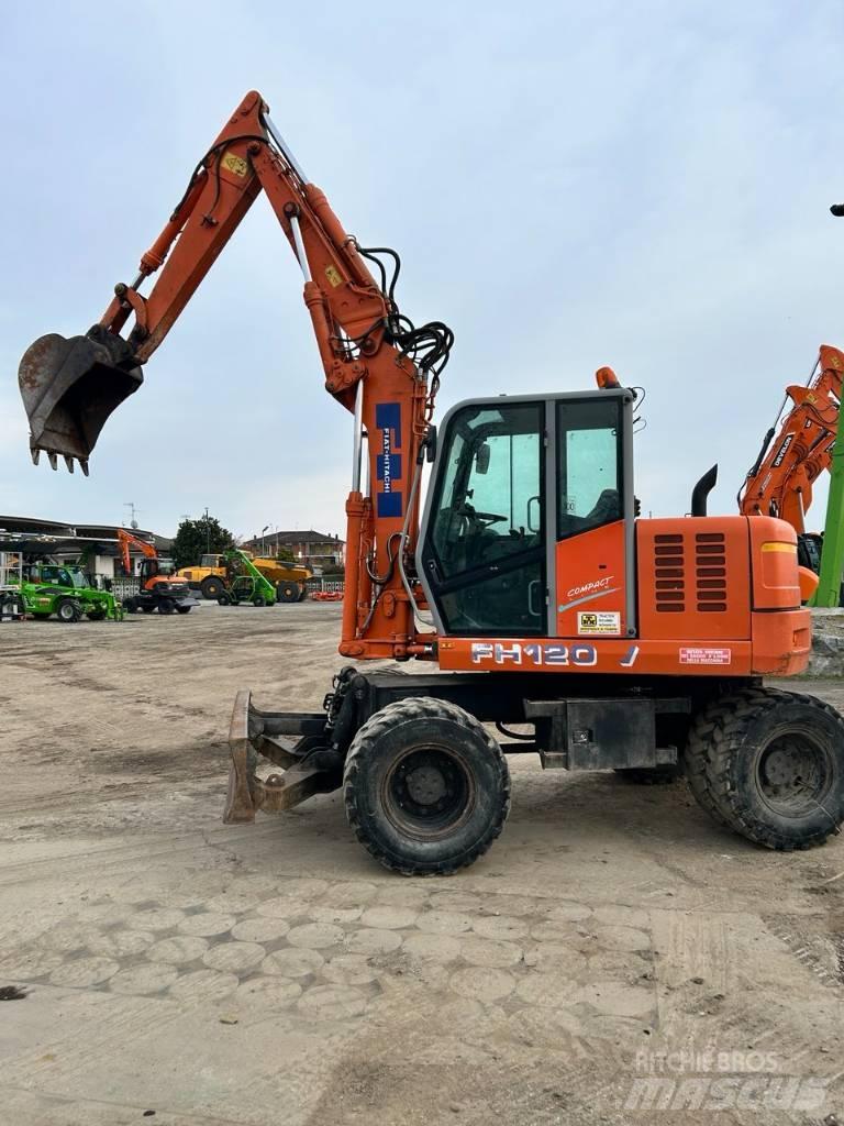 Fiat-Hitachi fh 120 Gravemaskiner på hjul