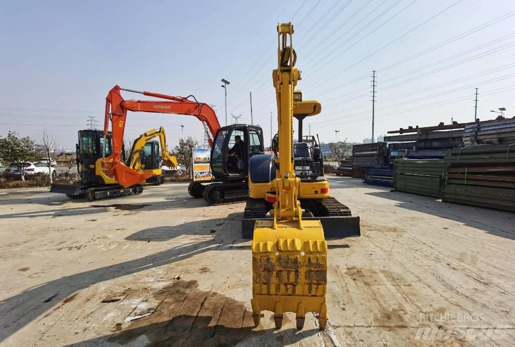 Komatsu PC 40 MR Minigravemaskiner