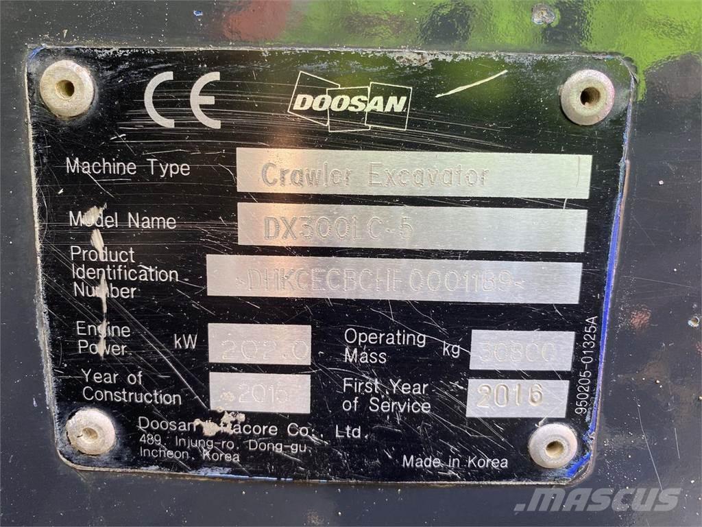 Doosan DX300LC-5 Gravemaskiner på larvebånd