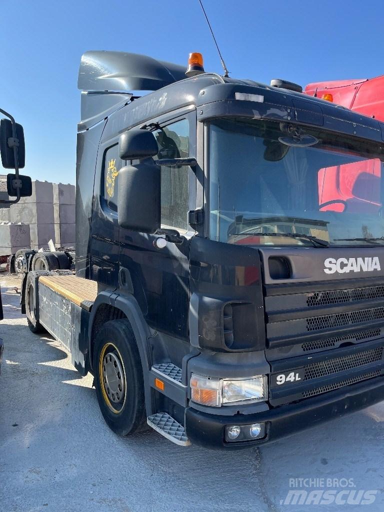 Scania P 94 L 310 Trækkere