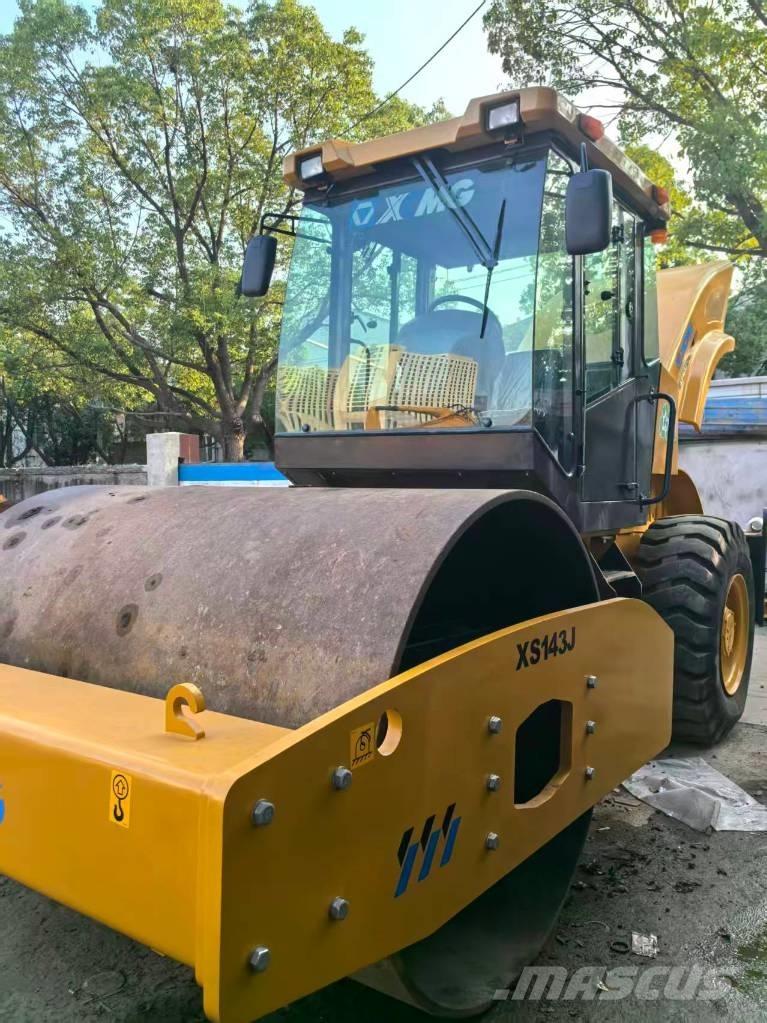 XCMG XS 142 J Enkelt tromle