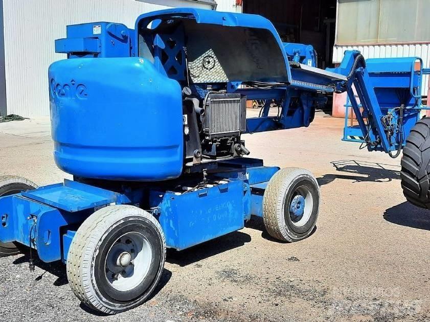 Genie Z 45/25 J Bomlifte med knækarm