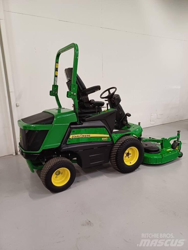 John Deere 1580 Traktorklippere