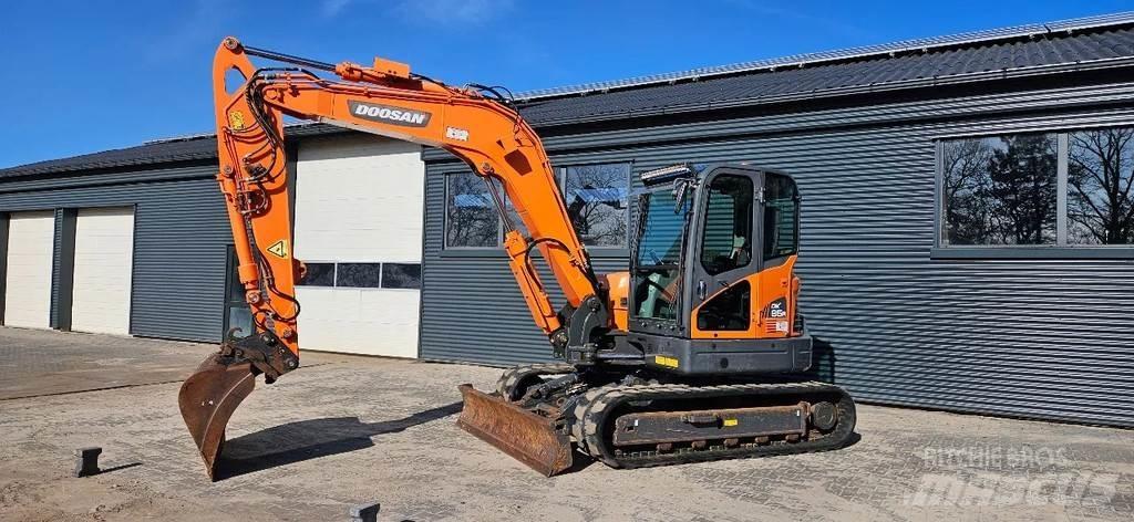 Doosan DX 85r -3 Midi-gravemaskiner 7t - 12t