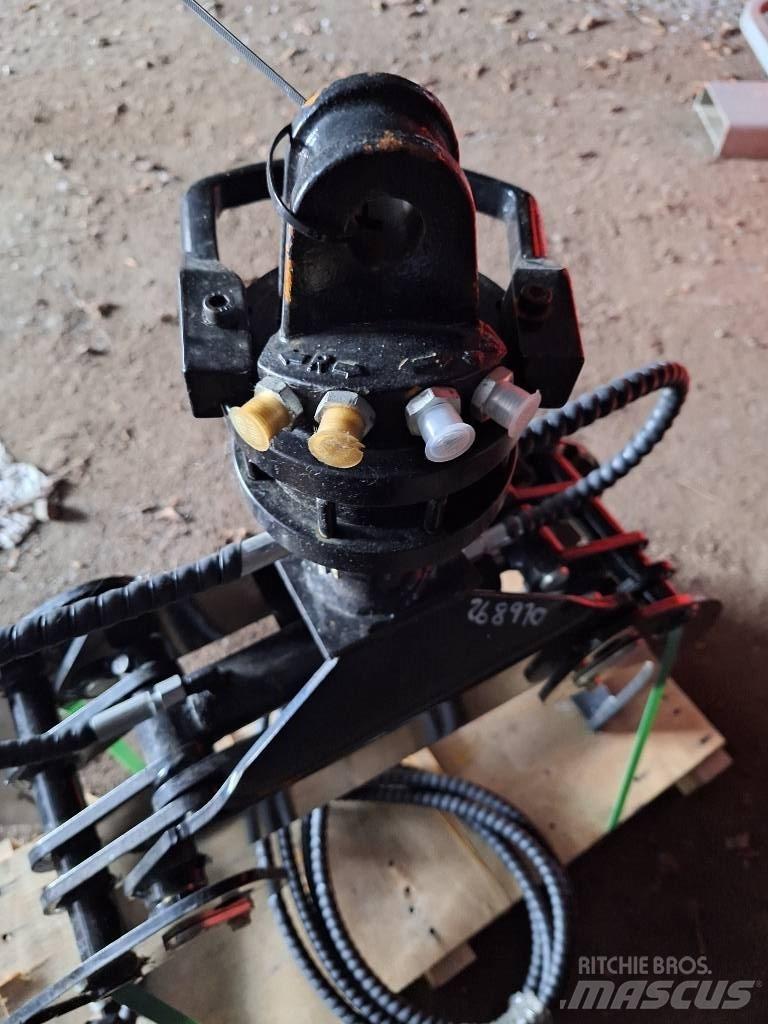  Koura CG800 Gribere