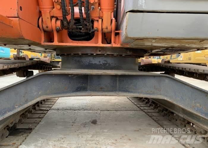 Hitachi ZX 125 Gravemaskiner på larvebånd