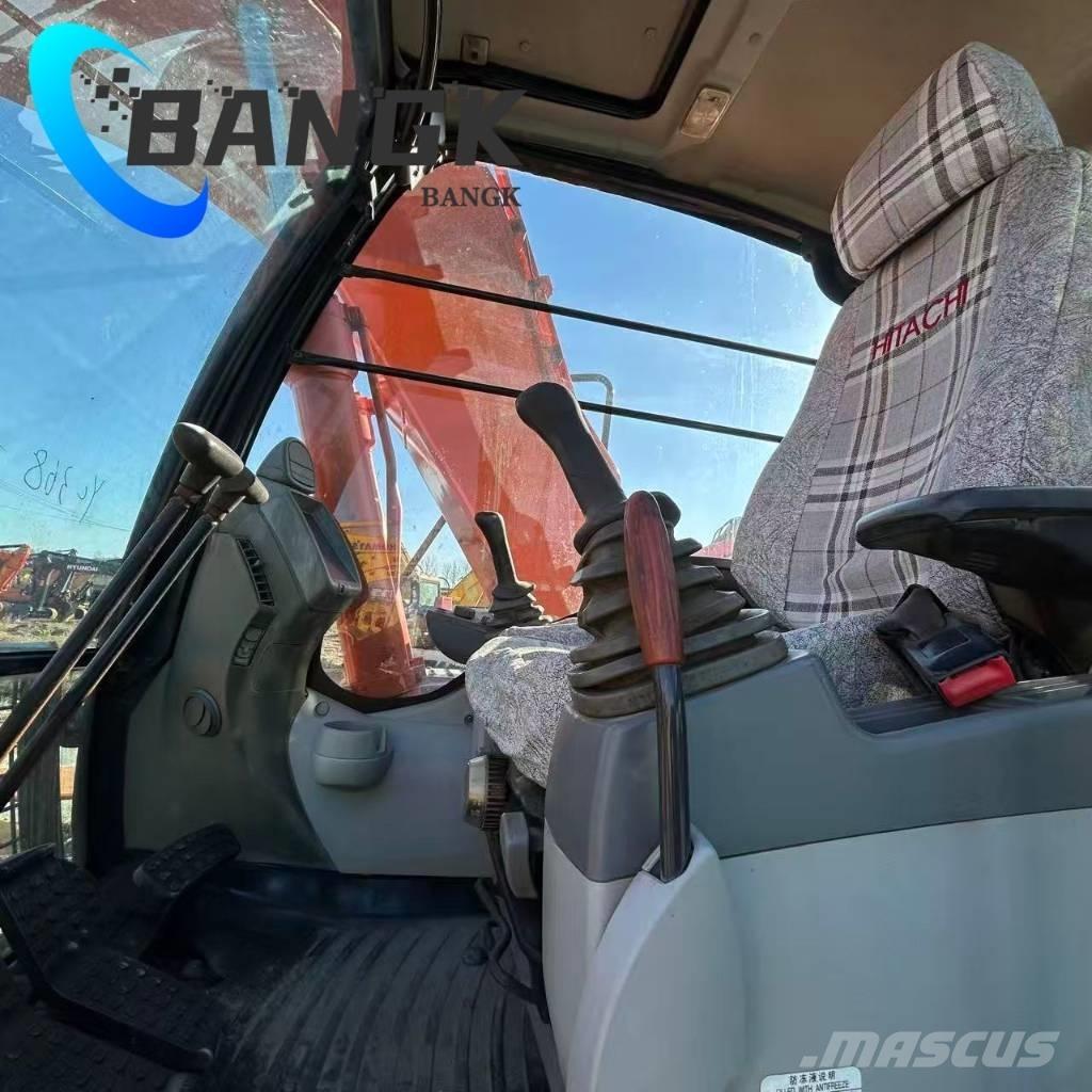 Hitachi Zaxis 130 Gravemaskiner på larvebånd