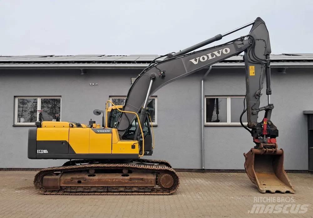 Volvo EC 220 DL Gravemaskiner på larvebånd