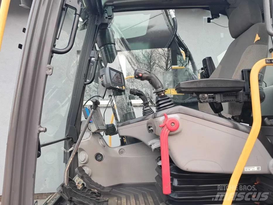 Volvo EC 220 DL Gravemaskiner på larvebånd