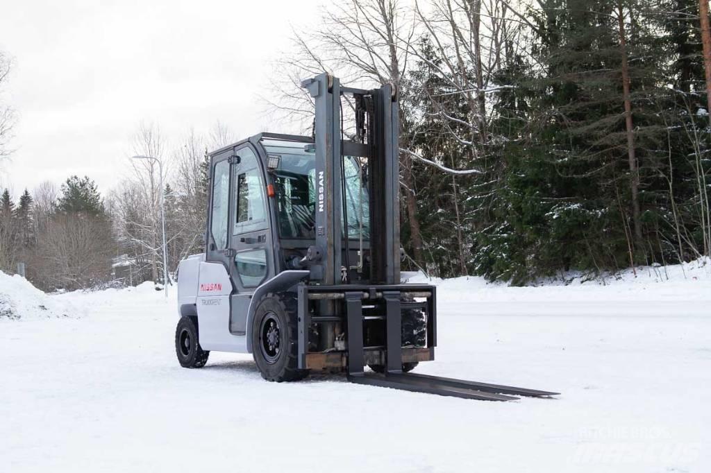 Nissan WG1F4A50Y Diesel gaffeltrucks