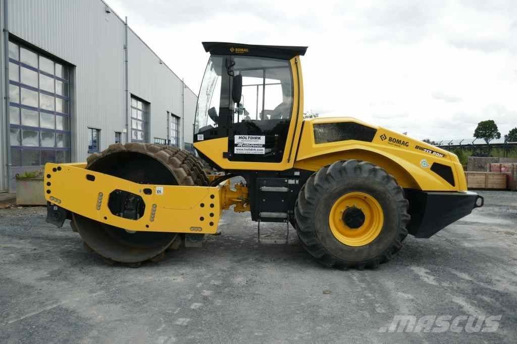 Bomag BW 213 PDH-5 Jordvibrationstromler