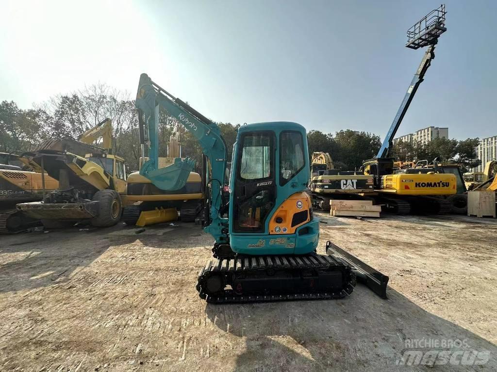 Kubota U 35 Minigravemaskiner