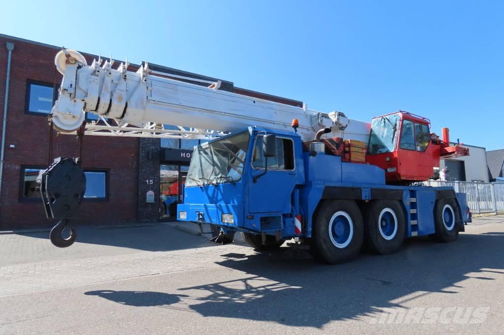 Liebherr LTM 1050-1 Kraner til alt terræn