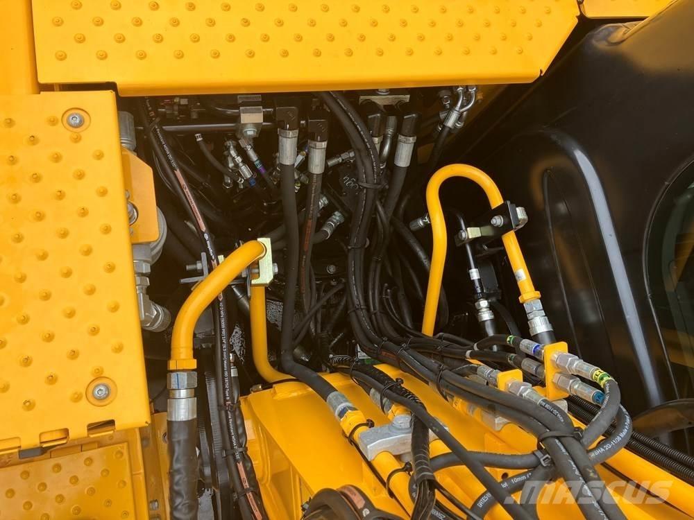 JCB JS145W Gravemaskiner på hjul