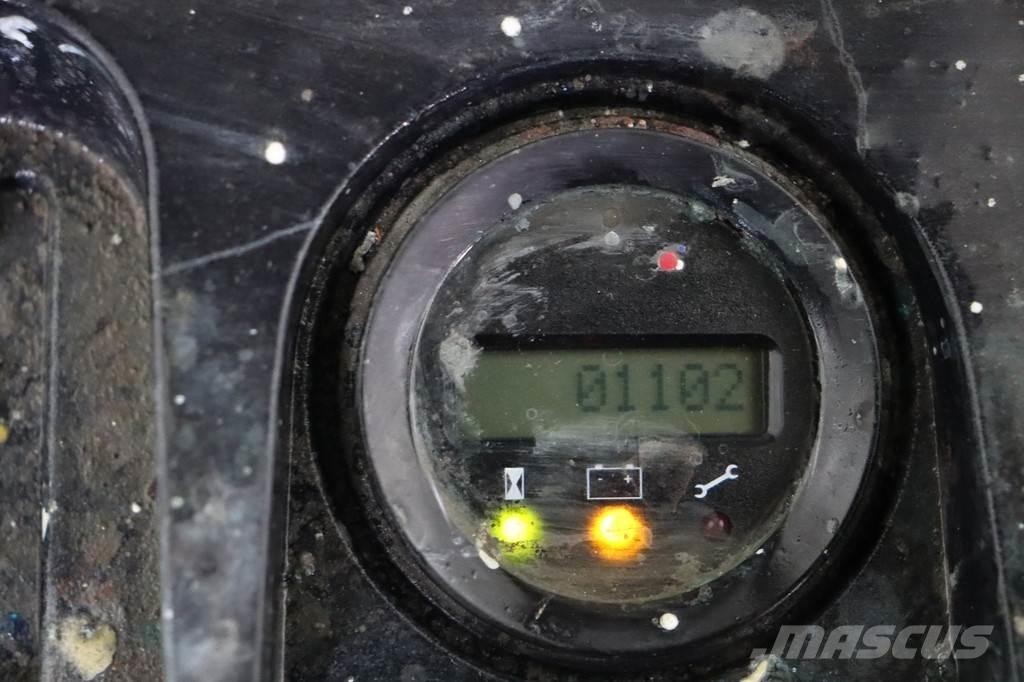 Hyster S1.6 Gaffelstabler med gående fører