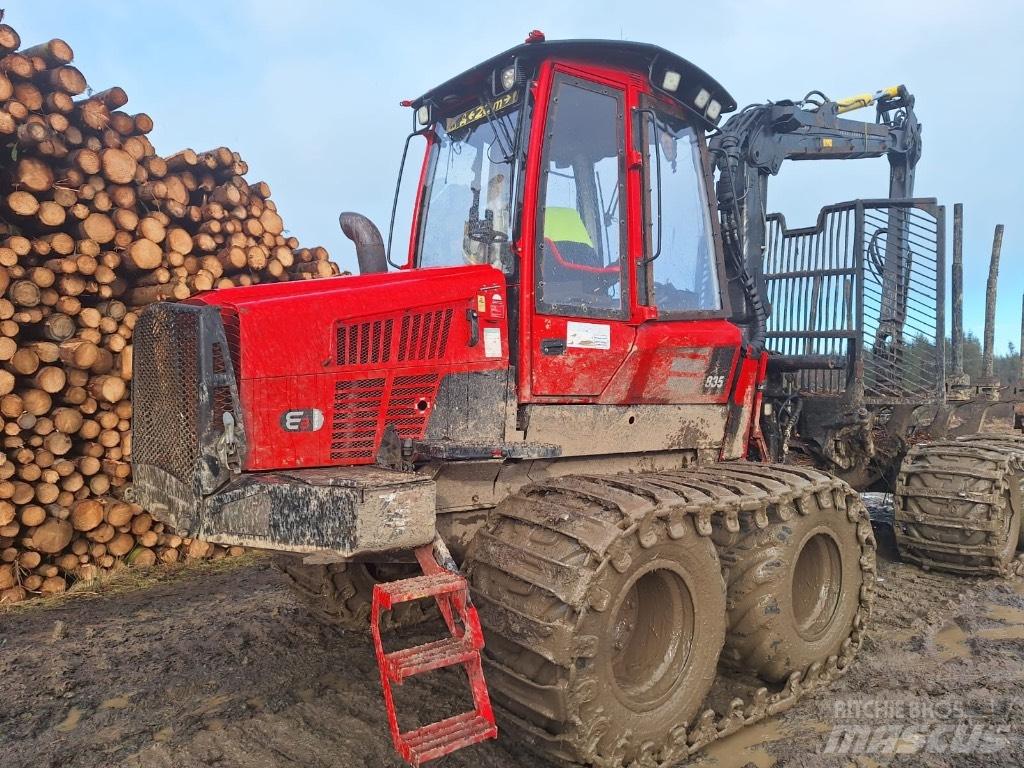 Komatsu 835 Udkørselsmaskiner