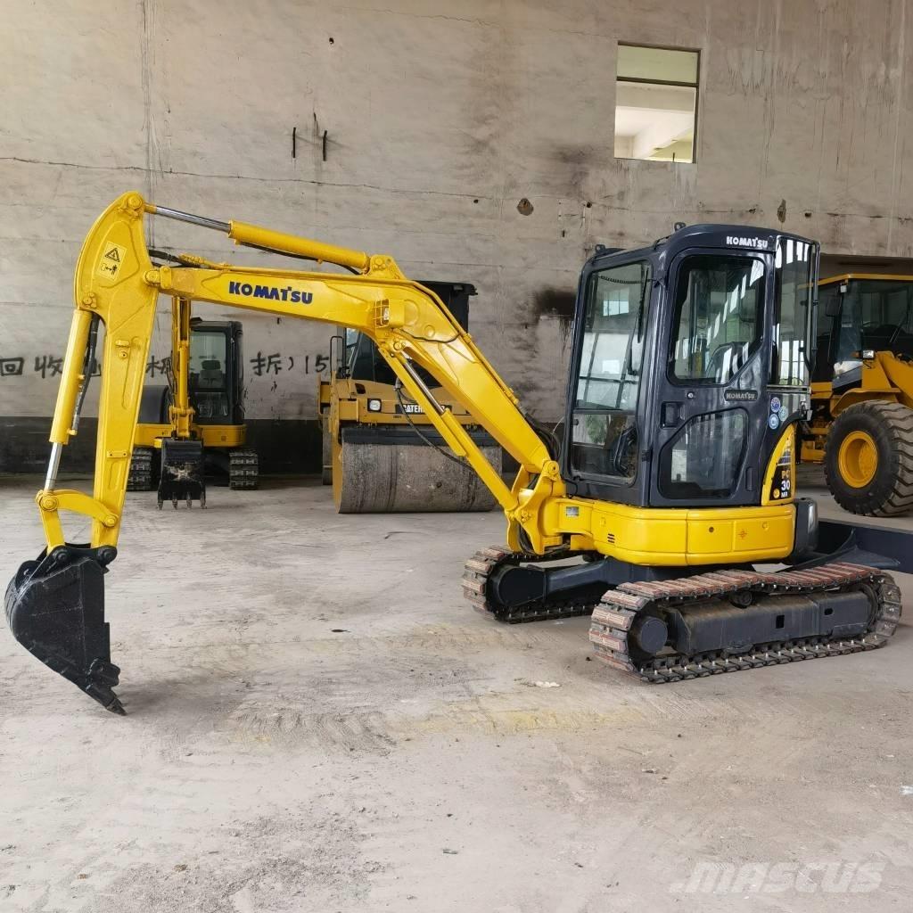 Komatsu PC30 Gravemaskiner på larvebånd