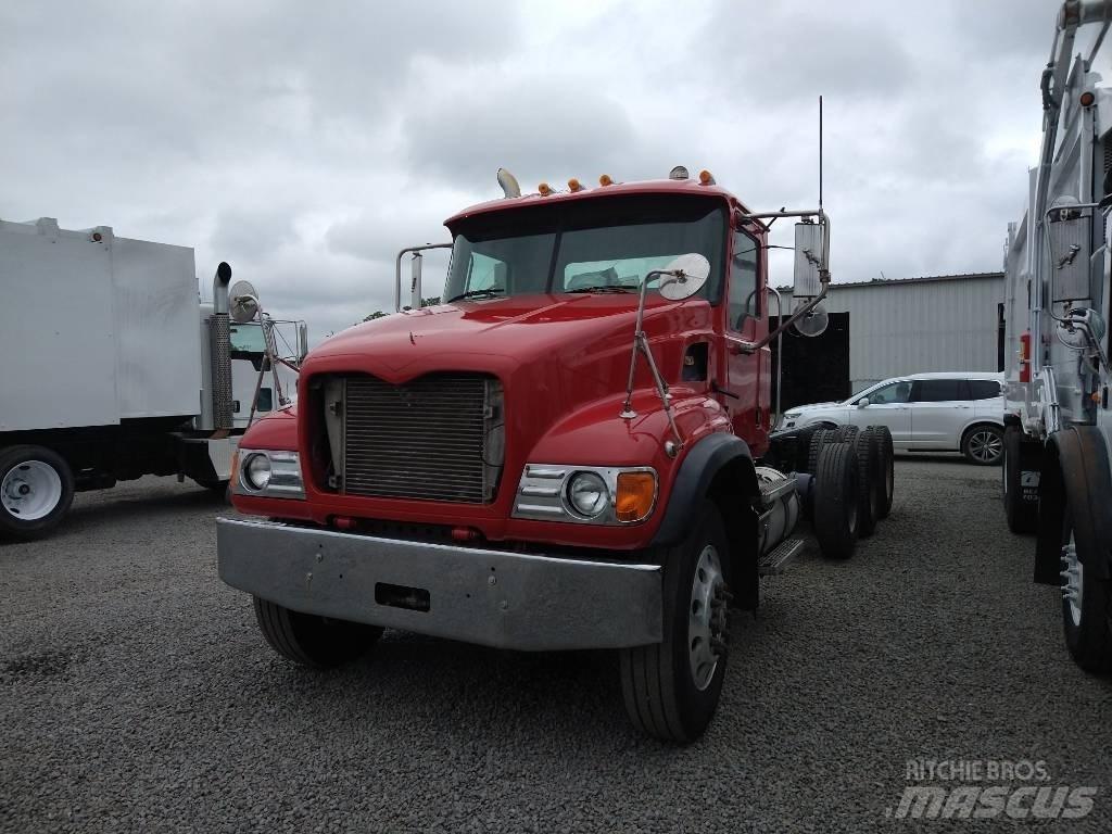 Mack Granite Chassis og suspension