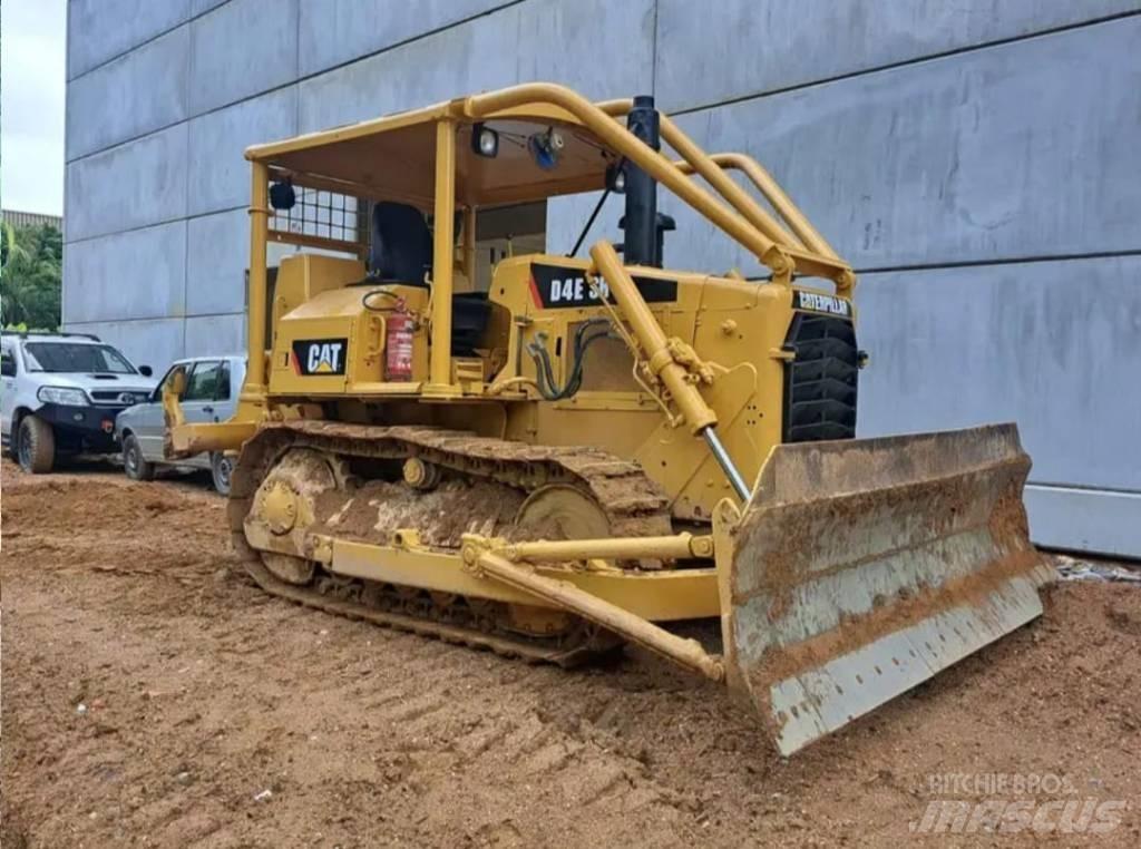 CAT D4SR Kompakte traktorer