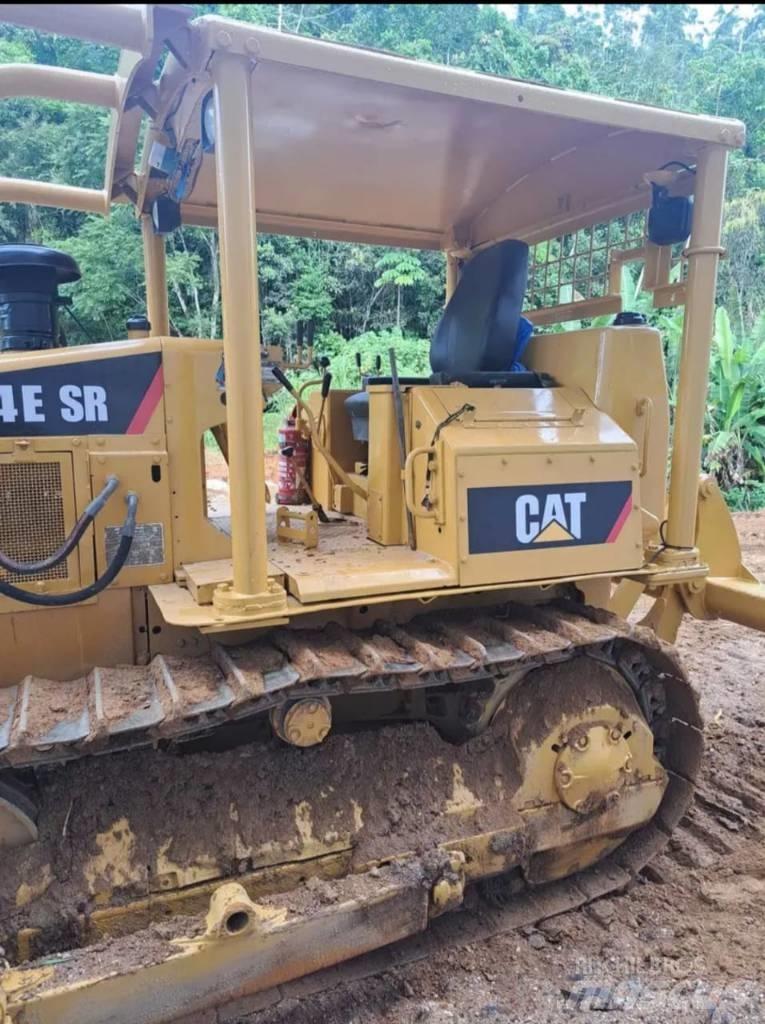 CAT D4SR Kompakte traktorer