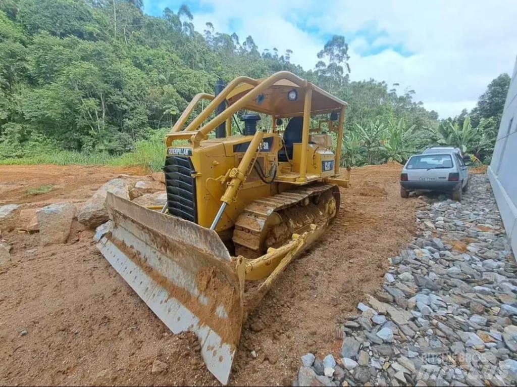 CAT D4SR Kompakte traktorer