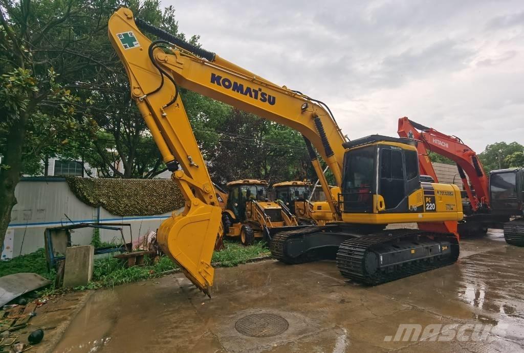 Komatsu PC220-7 Gravemaskiner på larvebånd