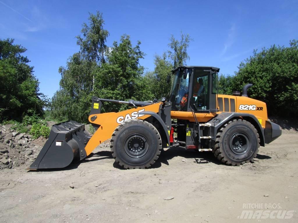CASE 821 G XR Læssemaskiner på hjul